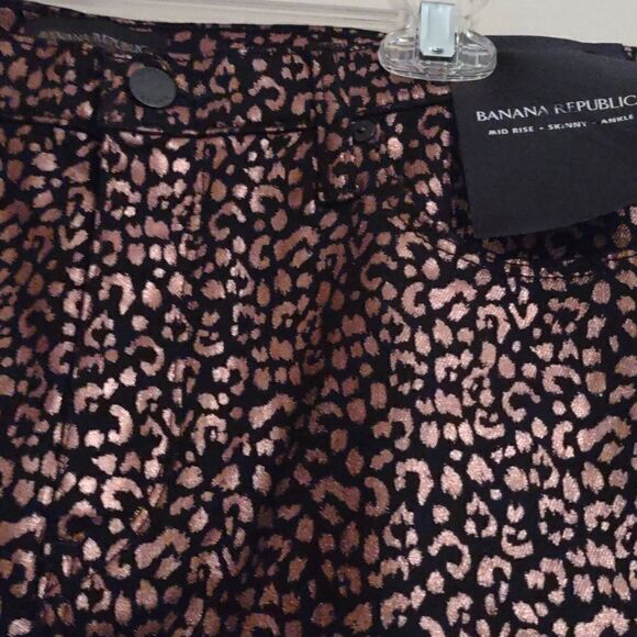 New Banana Republic Women's Size 32 metallic leopard print mid-rise skinny jeans - Picture 3 of 10